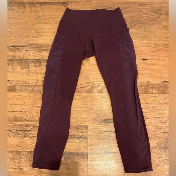 Fabletics Leggings With Pockets Cropped - Picture 1 of 9